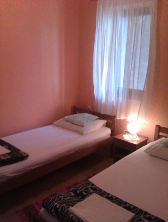 Roza Guest House سينج الغرفة الصورة